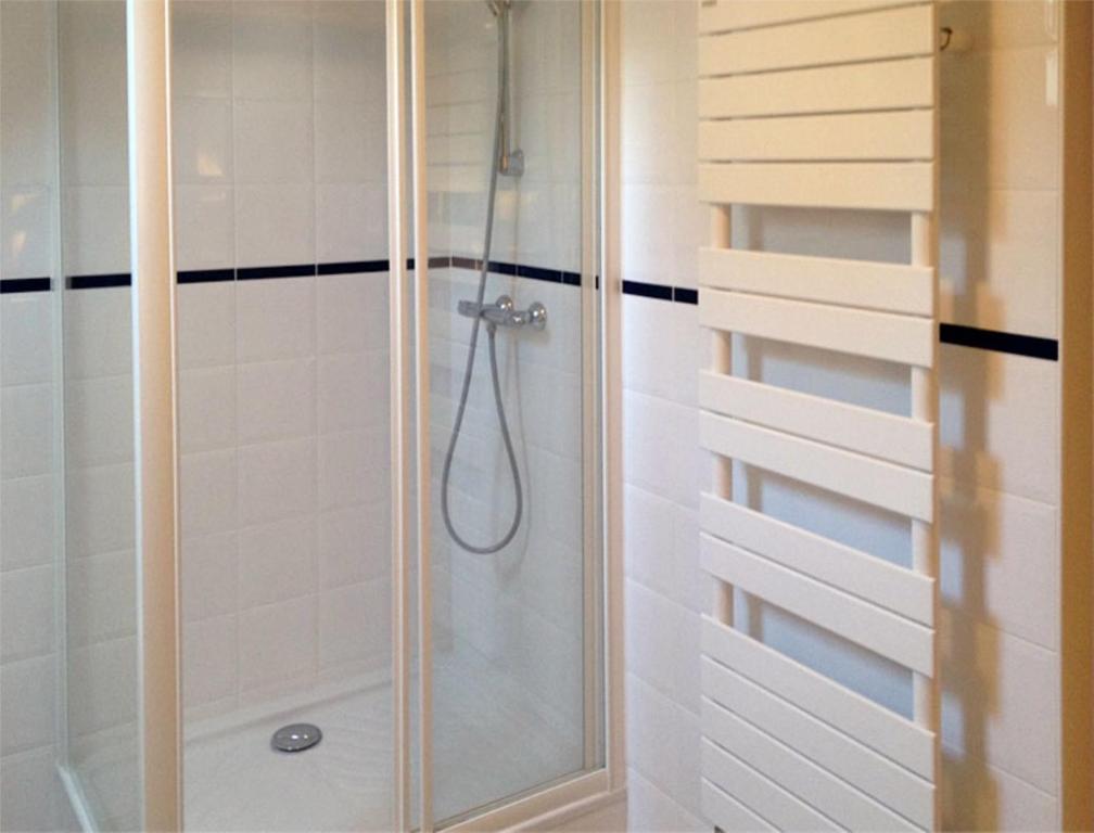 Chambre D'Hotes Les Rives De La Tronne Mer Habitación foto