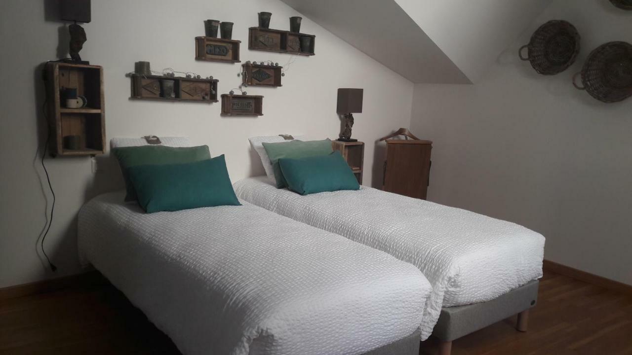 Chambre D'Hotes Les Rives De La Tronne Mer Exterior foto